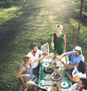 Feuilleton – 44 – Du vin, du pain, du pindakaas : Van je vrienden moet je het maar hebben
